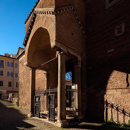 150 M Dal Colosseo - Appartamento Minerva 로마 외부 사진